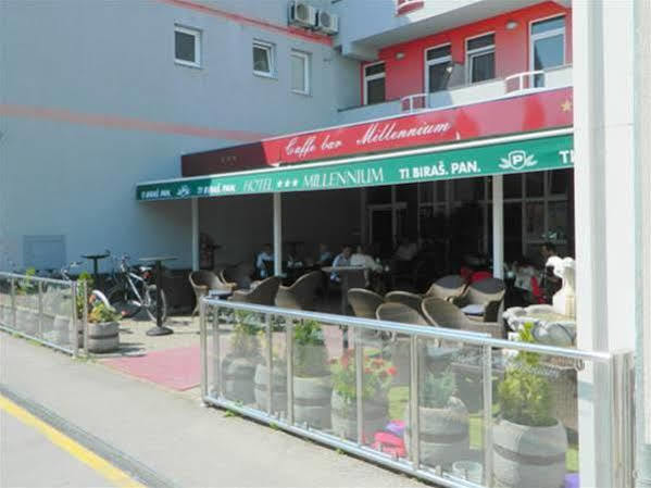 Hotel Millennium Όσιγιεκ Εξωτερικό φωτογραφία